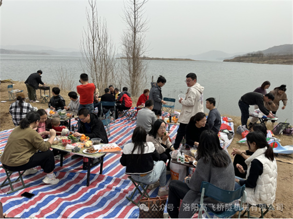 春日“趣”燒烤，不負(fù)好“食”光  公司開展部門團(tuán)建活動(dòng)
